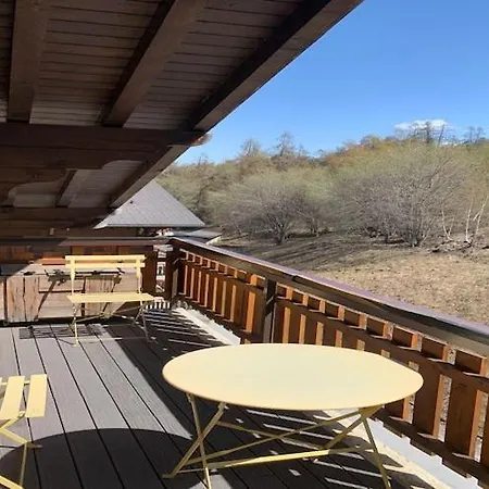 Апартаменты Marvelous With Balcony Agettes