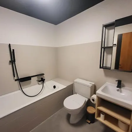 Appartement Marvelous With Balcony Agettes