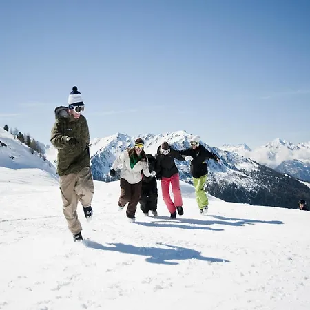 Marvelous With Balcony * Agettes