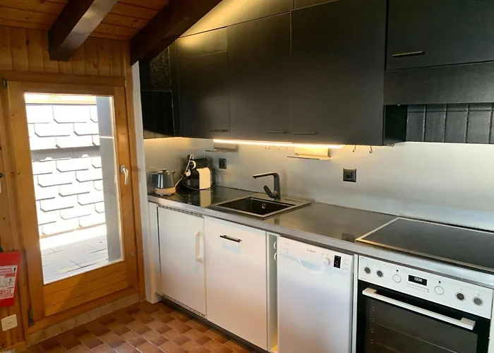 Marvelous With Balcony 公寓 *