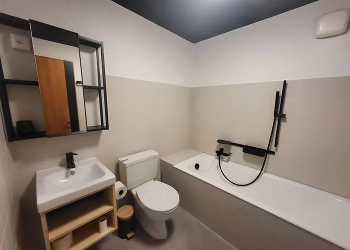 Marvelous With Balcony Appartamento