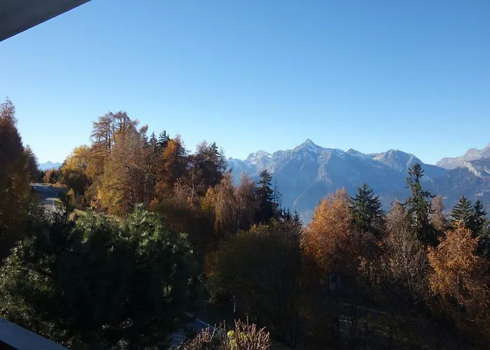 Marvelous With Balcony 公寓 *