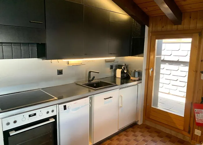 Marvelous With Balcony * Agettes