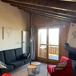 Marvelous With Balcony Appartement